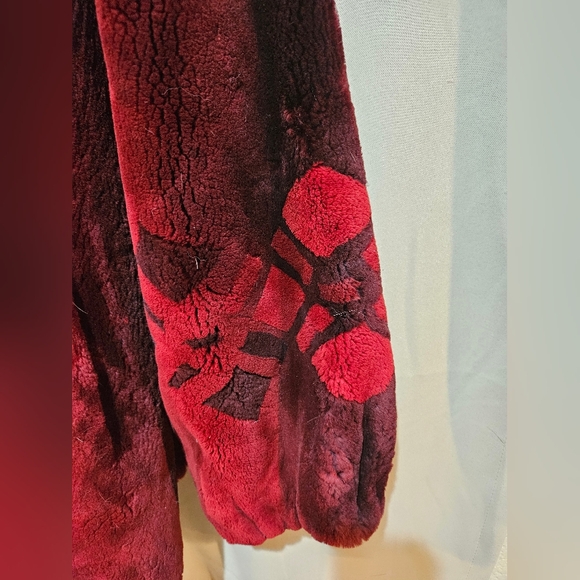 Scarlet Sheared Beaver Fur Jacket - Picture 2 of 6